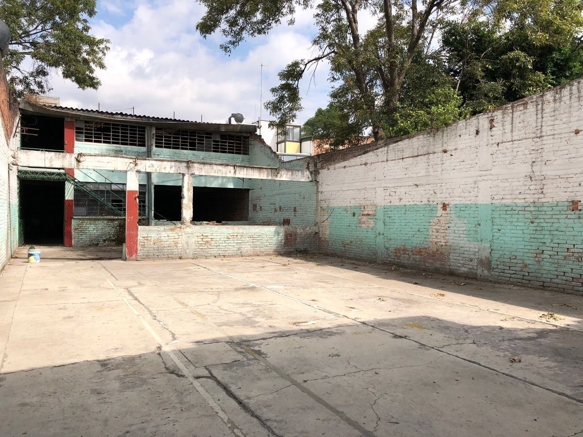 SE VENDE BODEGA COMO TERRENO EN INSURGENTES MIXCOAC, photo 1 of 10