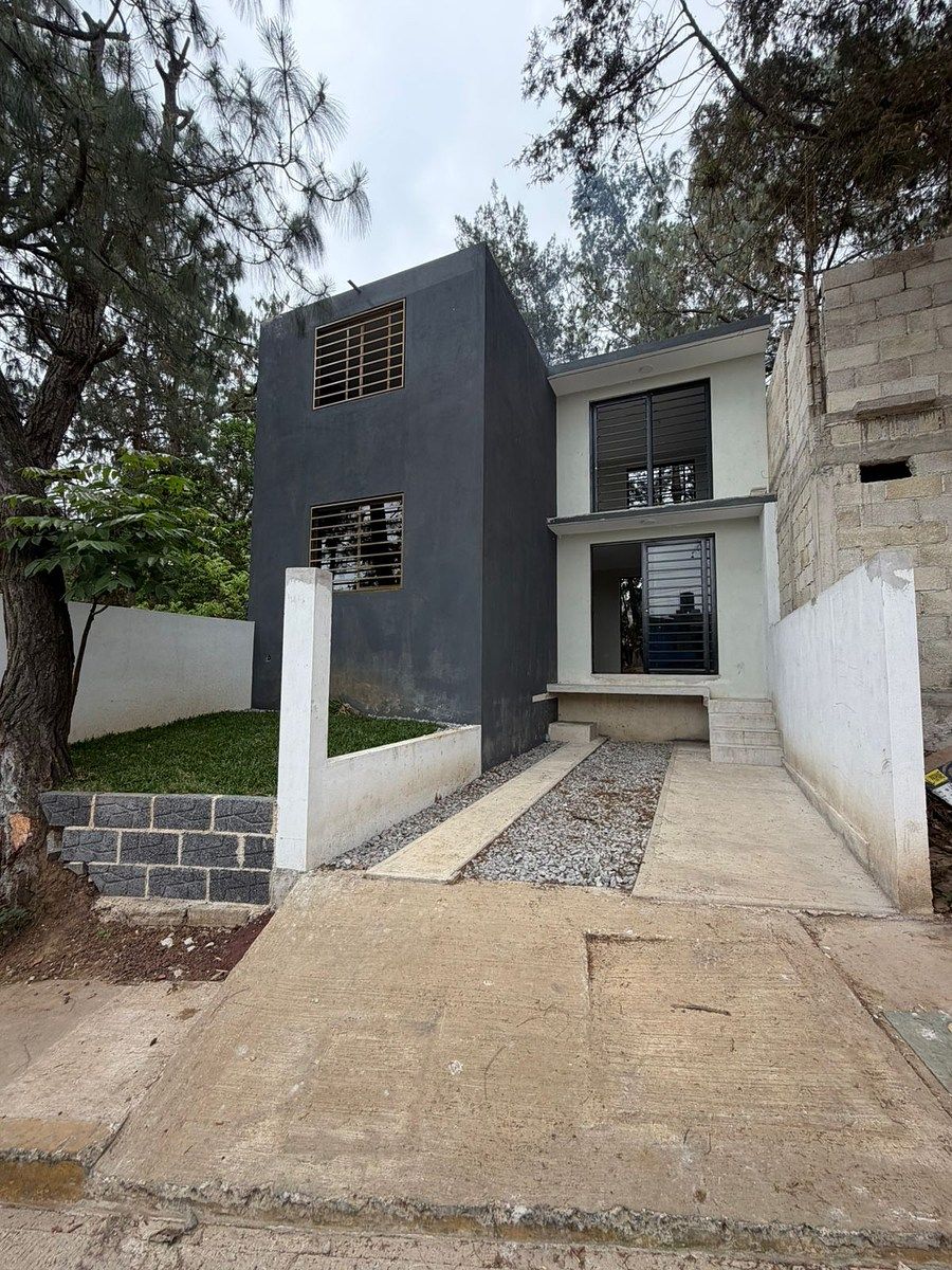 🏡 Casa en Venta – Col. Casa Blanca, Xalapa, Ver. A un costado de Av. Chedraui C, photo 1 of 15