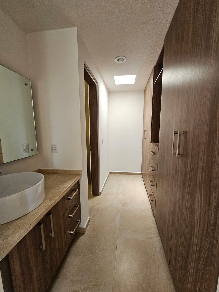 Casa en condominio en Juriquilla Santa Fe, Querétaro, foto 7 de 33