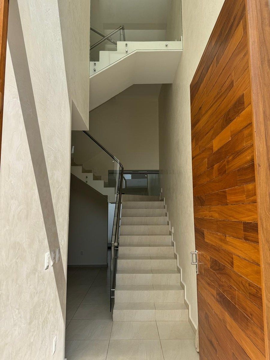 Casa em Valle Imperial, Zapopan, foto 2 de 18