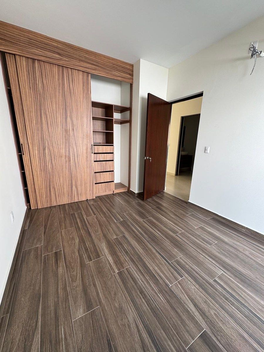 Casa em Valle Imperial, Zapopan, foto 12 de 18