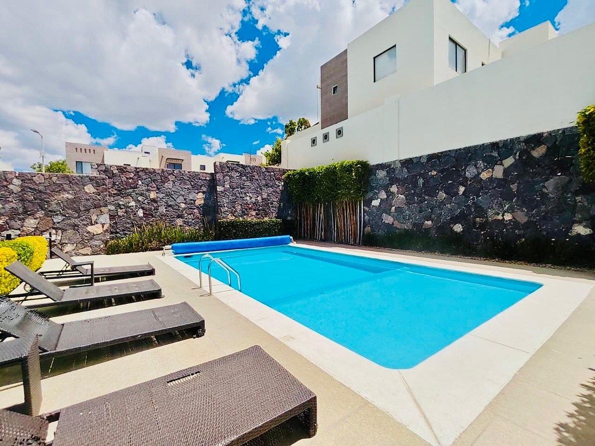 Casa em Zibatá, El Marqués, foto 3 de 15