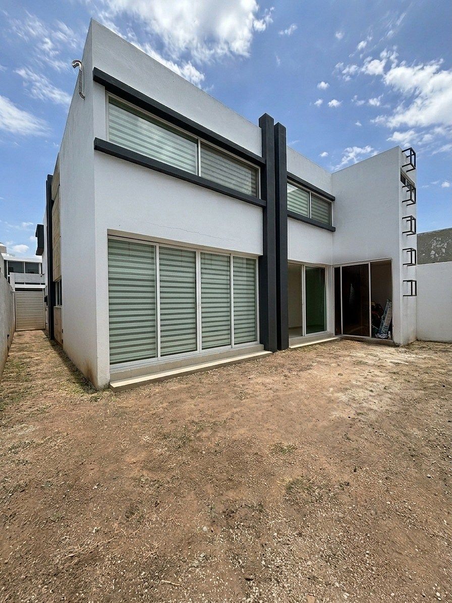 House in La Rioja, Tlajomulco de Zúñiga, photo 19 of 40