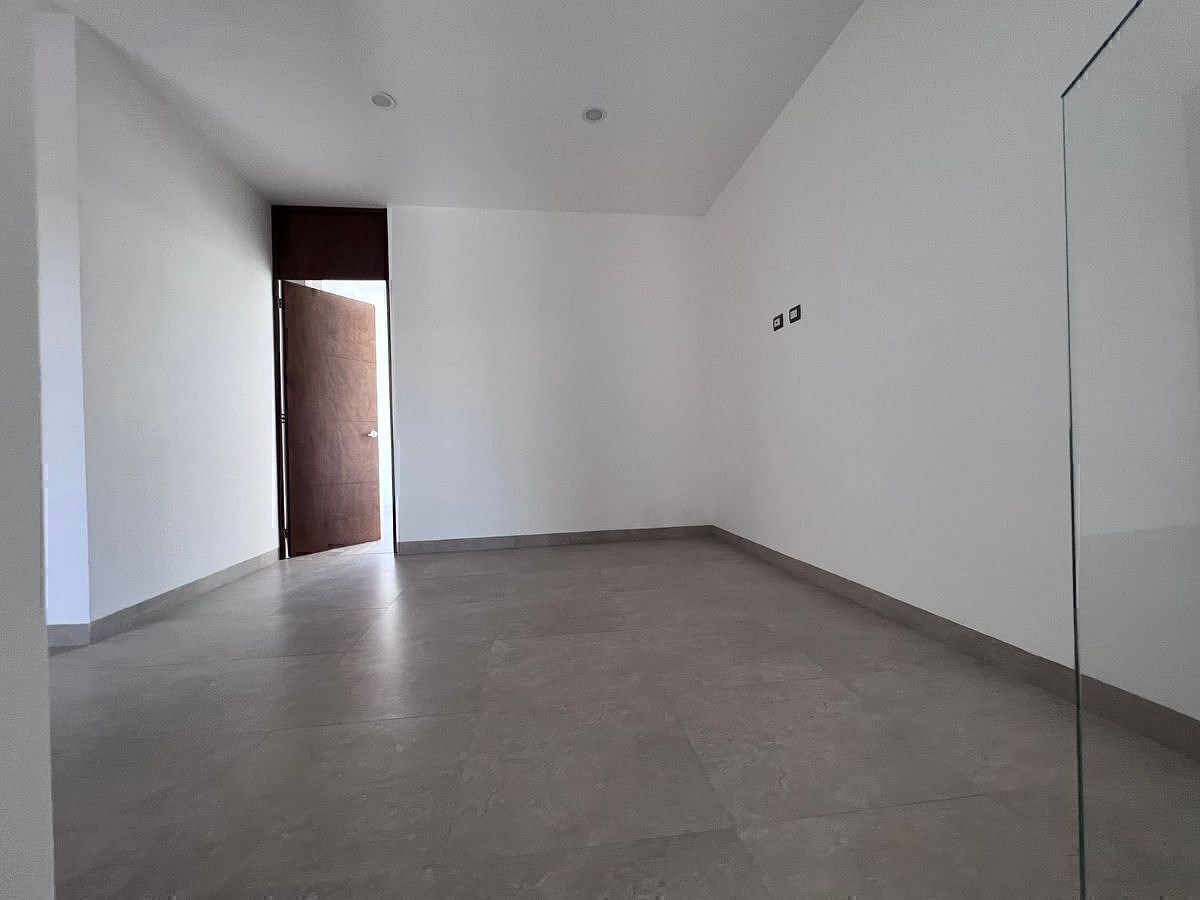 House in Lomas de Juriquilla, Querétaro, photo 15 of 32