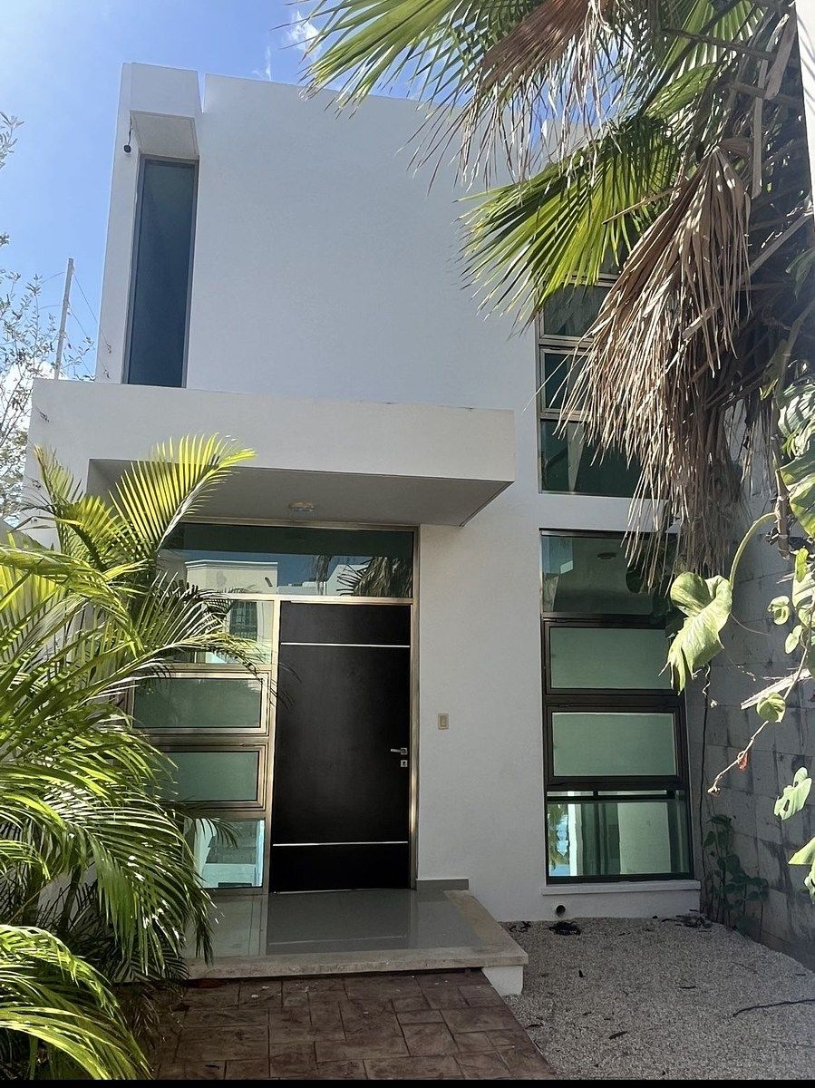 House in Altabrisa, Mérida, photo 3 of 25