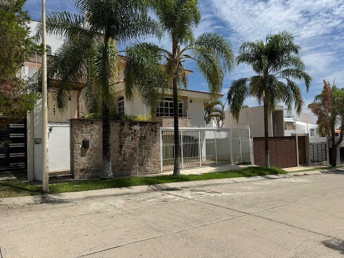 Casa em Ciudad Bugambilia, Zapopan, foto 3 de 12
