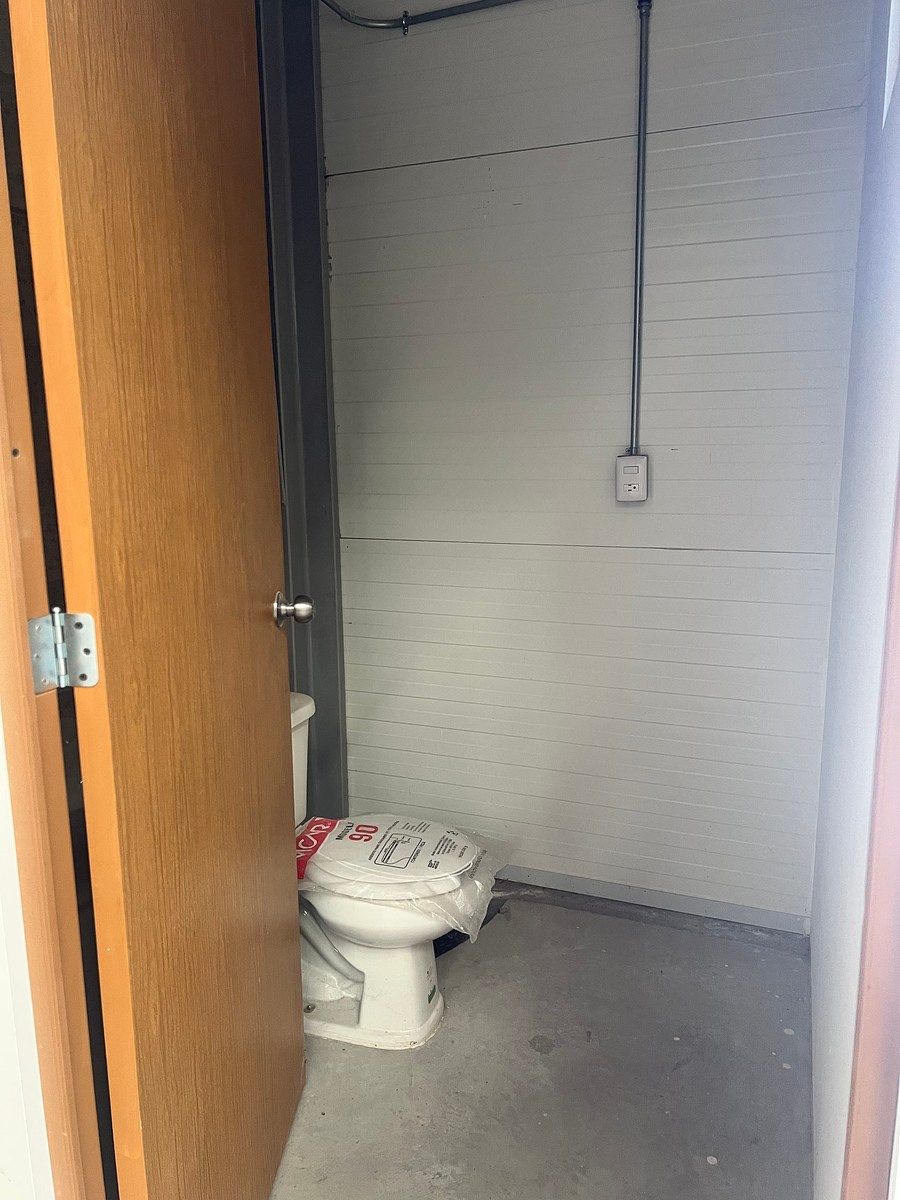 Commercial Storage Unit in La Negreta, Corregidora, photo 5 of 9