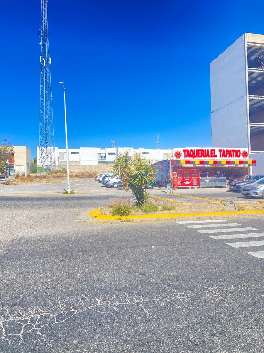Terreno Comercial En Renta En El Mirador, foto 1 de 11