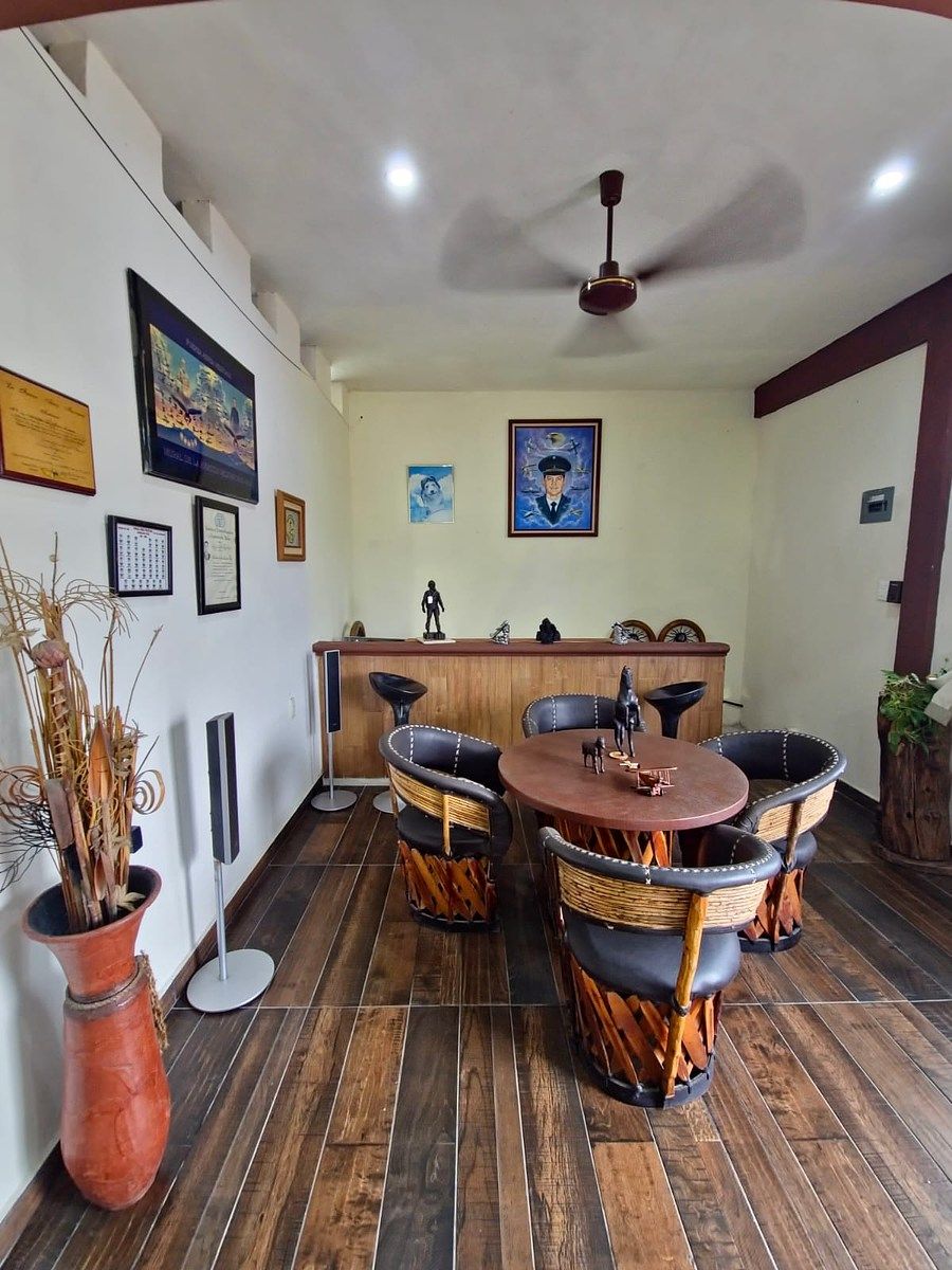 Area de juegos de mesa, photo 11 of 18
