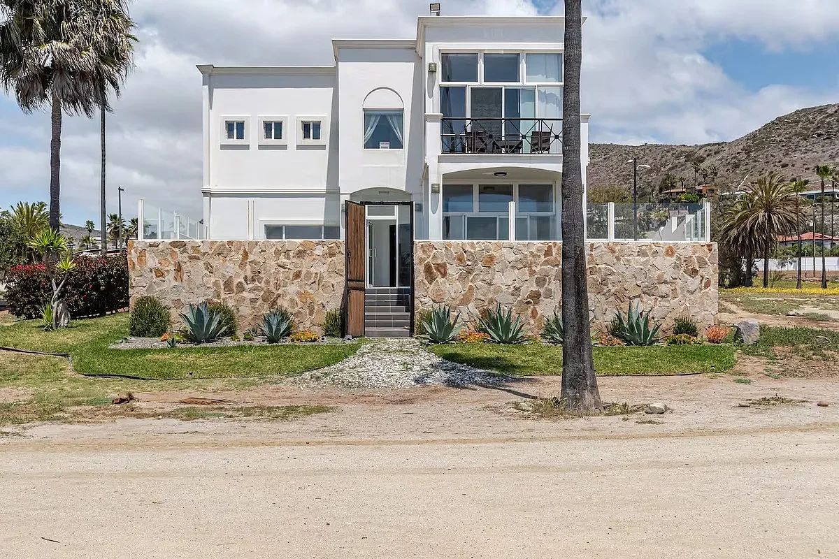 Casa en Zona Playitas, Ensenada, foto 2 de 19