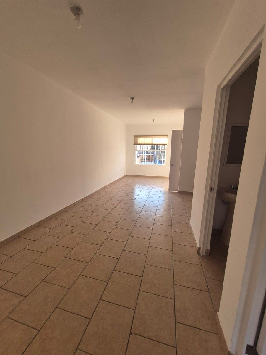 House in Valle Dorado, Ensenada, photo 2 of 9