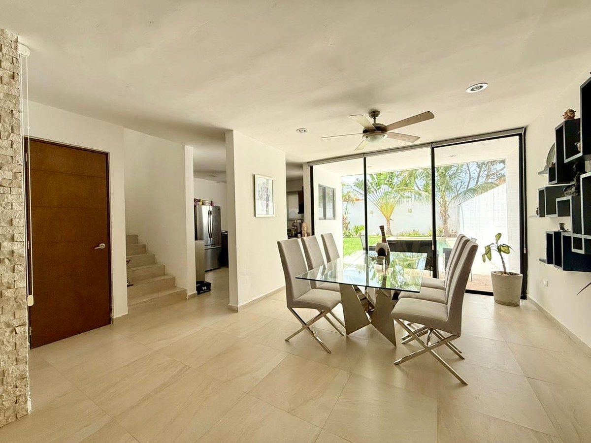 Casa con Alberca en Privada Residencial de Conkal | Lista para Habitar, photo 1 of 17