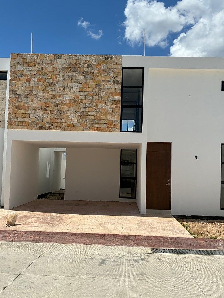 House in Gated Community in Botánico, Conkal, photo 2 of 17
