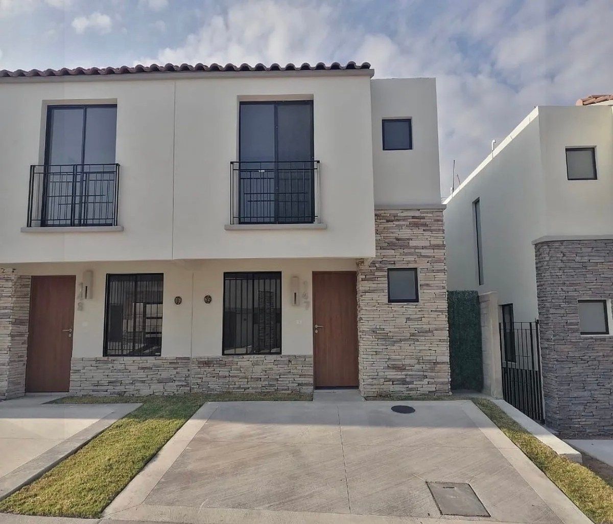 Capital Sur, El Marqués, Qro. Hermosa casa en venta, precio negociable., foto 1 de 24