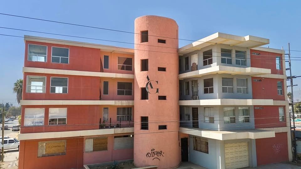 Building in Hidalgo, Ensenada, photo 4 of 14