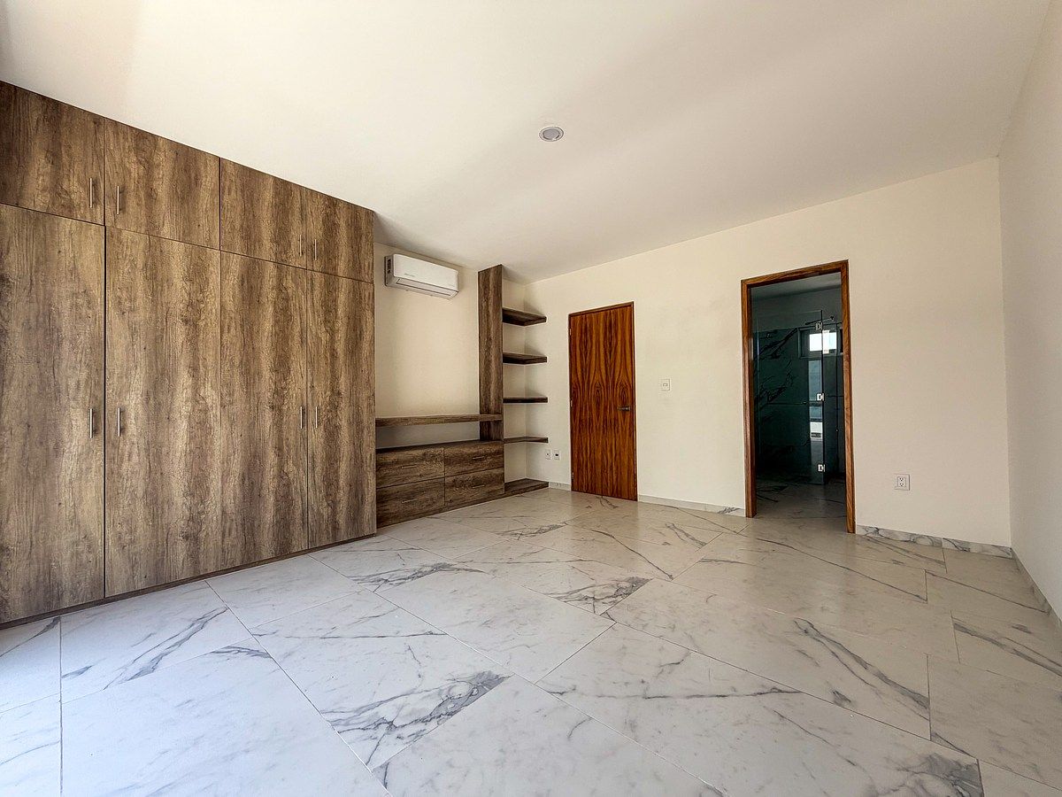 House in Gated Community in La Rioja, Tlajomulco de Zúñiga, photo 11 of 21
