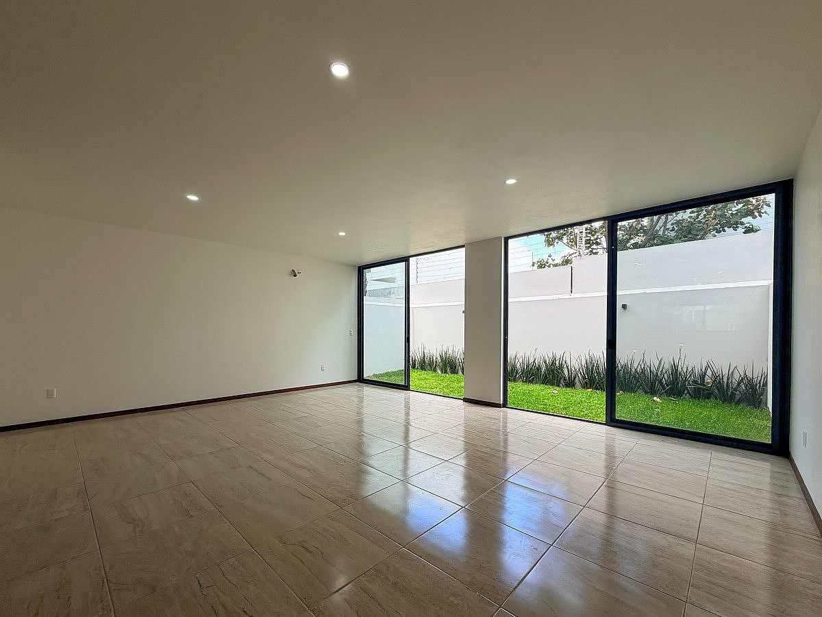 House in Gated Community in Bosques Vallarta, Zapopan, photo 3 of 20