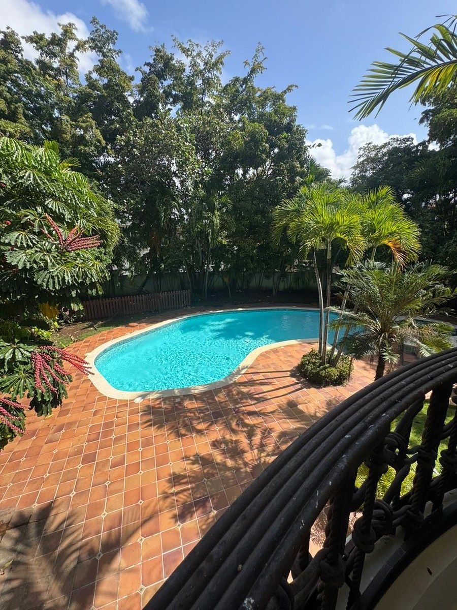 Exclusiva Residencia en Los Cacicazgos | Amplios Espacios, Piscina Y jardin, foto 1 de 28