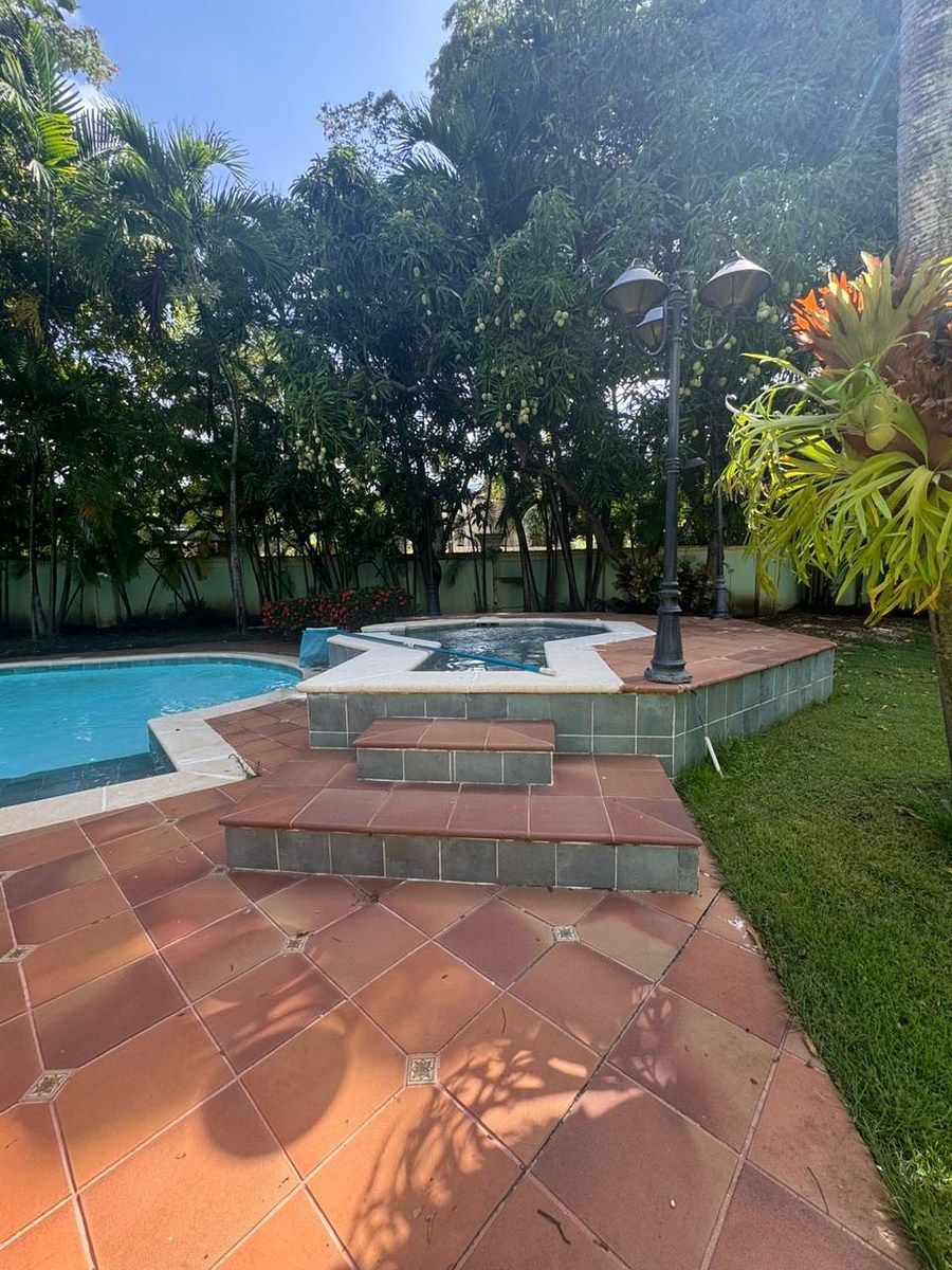 Casa en Los Cacicazgos, Santo Domingo Centro (Distrito Nacional), foto 3 de 28