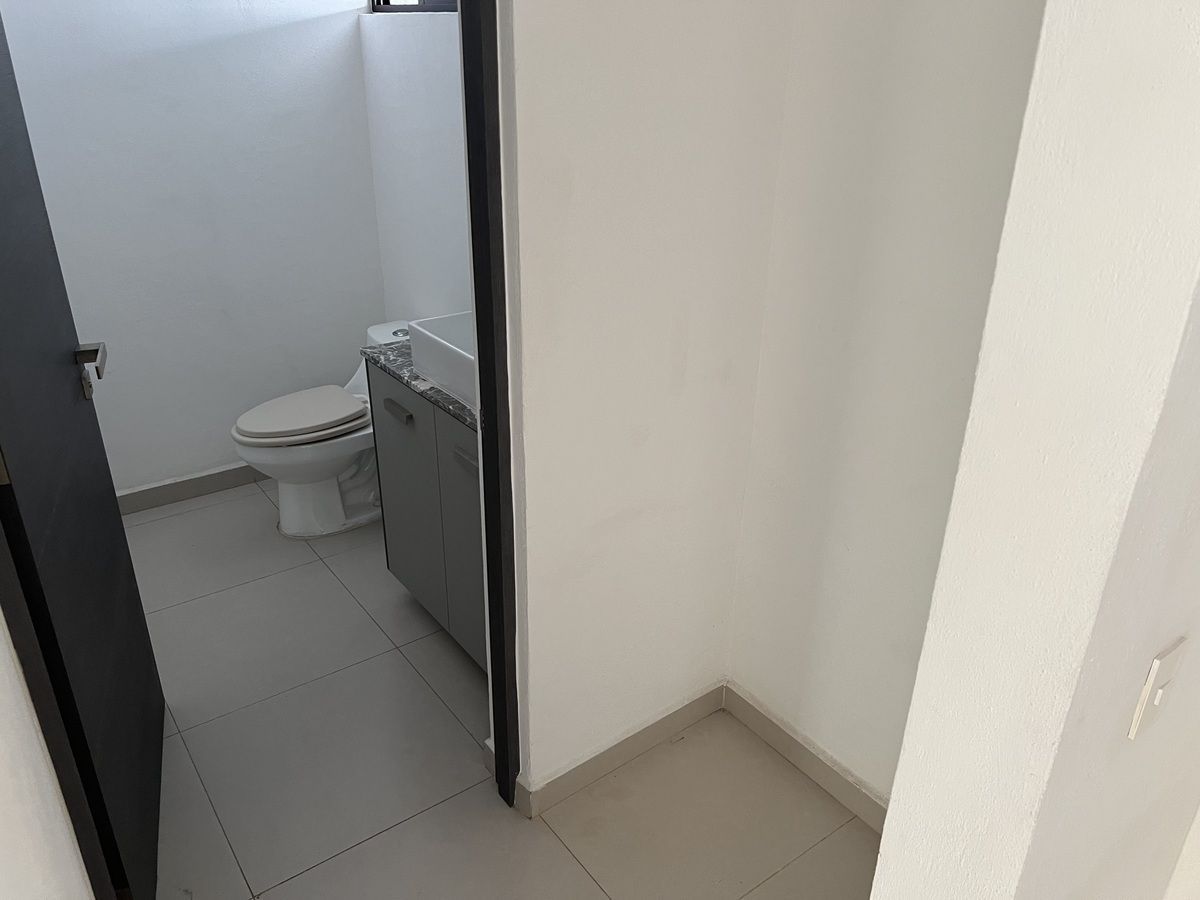 Casa en condominio en Milenio III, Querétaro, foto 4 de 37