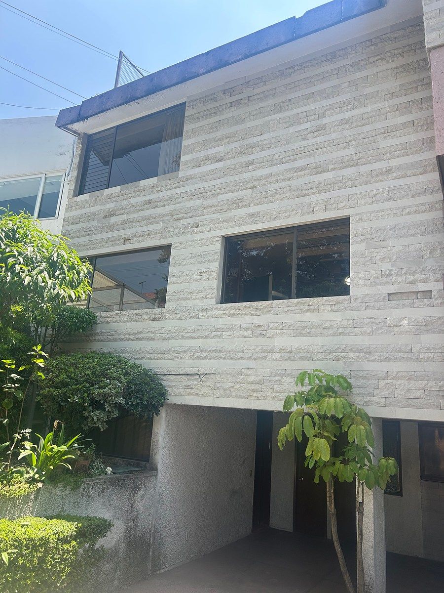 VENTA DE CASA EN TECAMACHALCO EN CALLE CON VIGILANCIA, photo 1 of 21