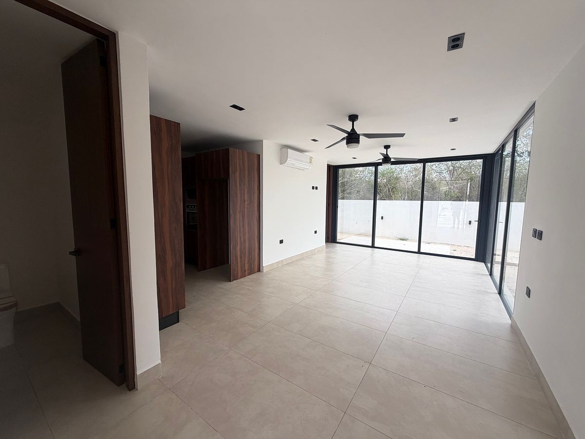 Casa em condomínio fechado em Yucatán Country Club, Mérida, foto 2 de 21