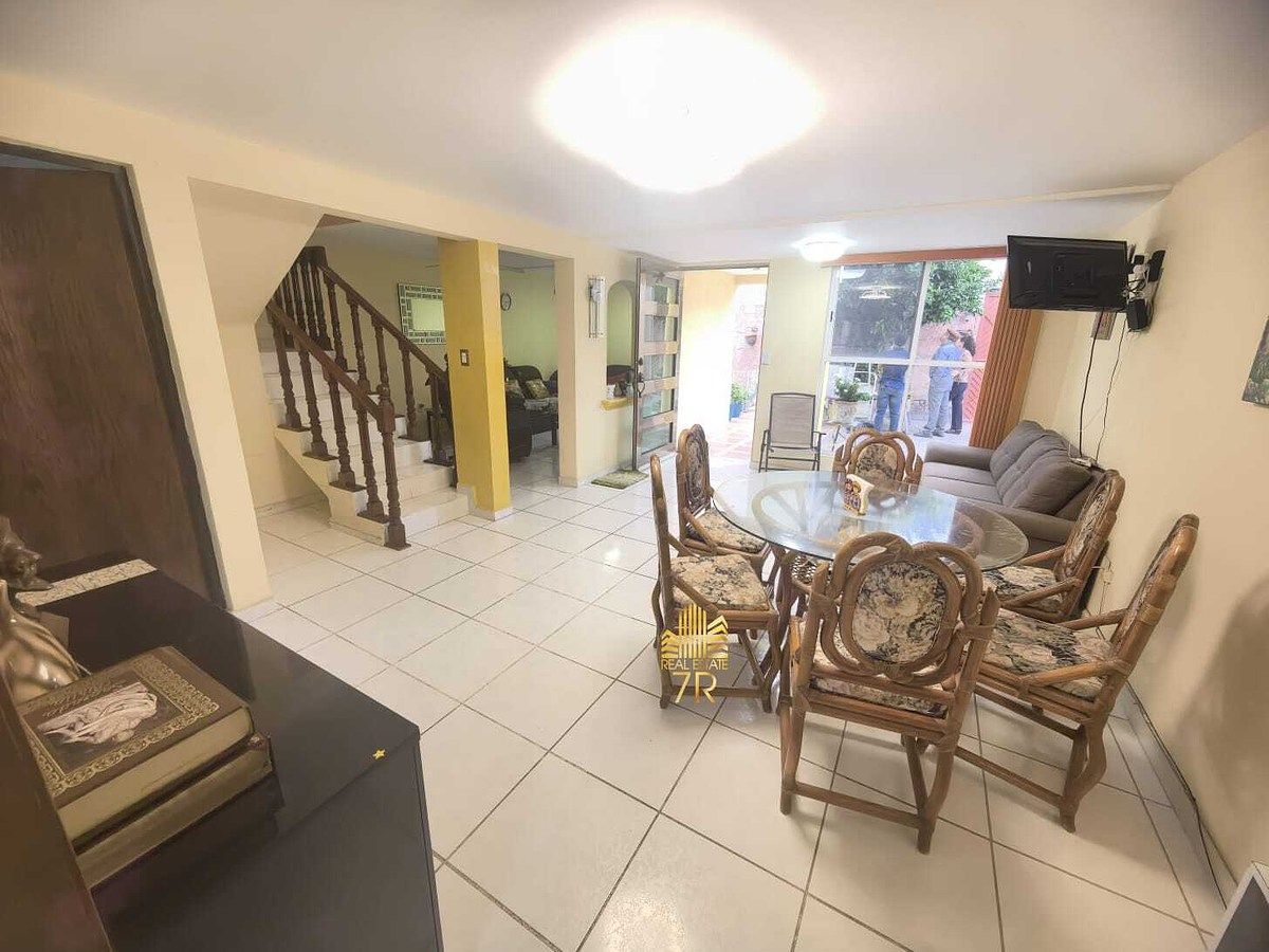 Casa em Los Girasoles, Querétaro, foto 4 de 38