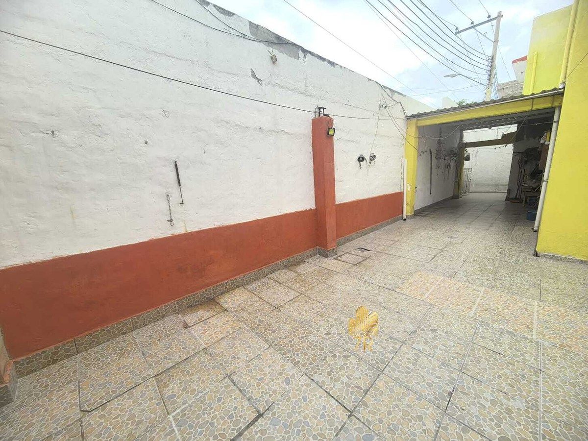Casa em Los Girasoles, Querétaro, foto 35 de 38