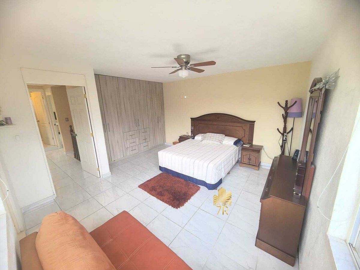 Casa em Los Girasoles, Querétaro, foto 19 de 38