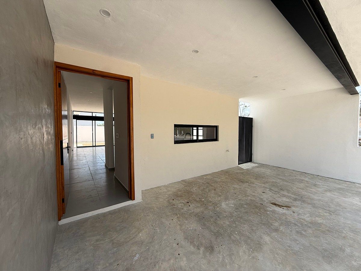 CASA DE UN PISO EN VENTA EN MERIDA, YUCATAN EN PRADERAS DEL MAYAB - foto 2