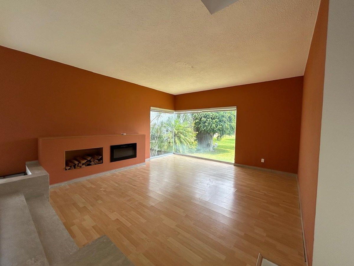 SALA CON CHIMENEA, foto 7 de 35