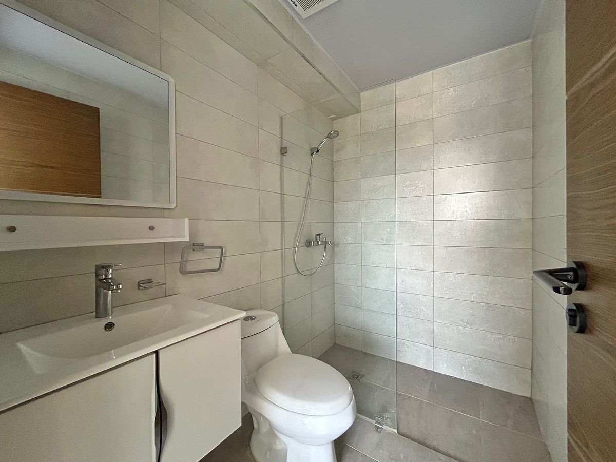 Baño 2, foto 10 de 17
