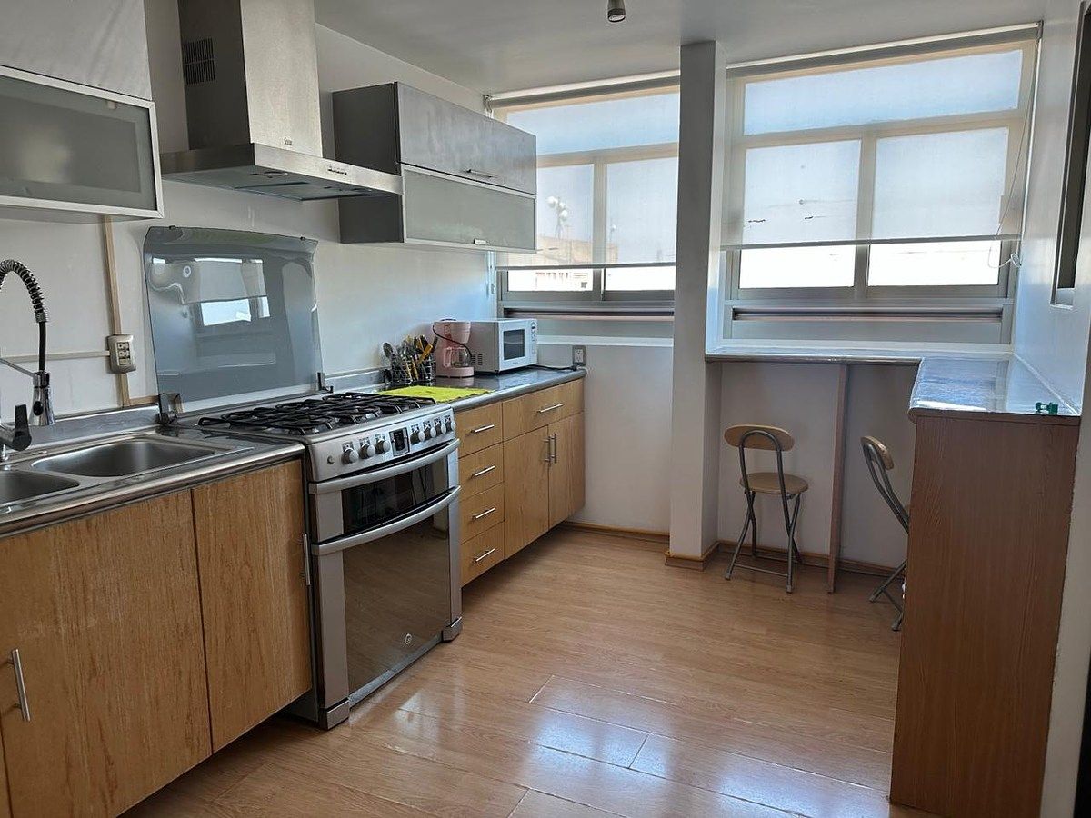 Cocina equipada, impecable, foto 6 de 6