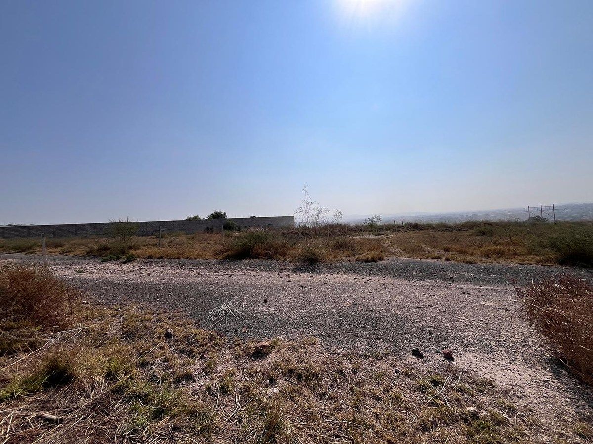 TERRENO DE 3,500m2 EN RENTA PARA PATIO DE MANIOBRAS O LOGÍSTICA, ATRÁS DE ZAKIA,, foto 1 de 19