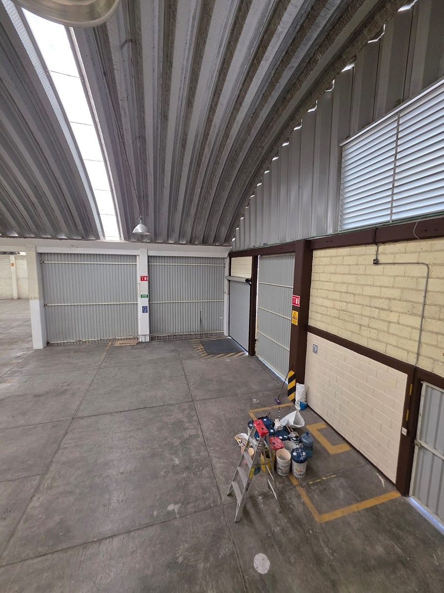 Bodega comercial en Santa María la Calera, Mineral de la Reforma, foto 9 de 34