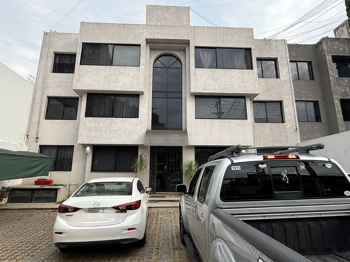 Departamento en Naciones Unidas frente al Que Pacho, foto 1 de 12
