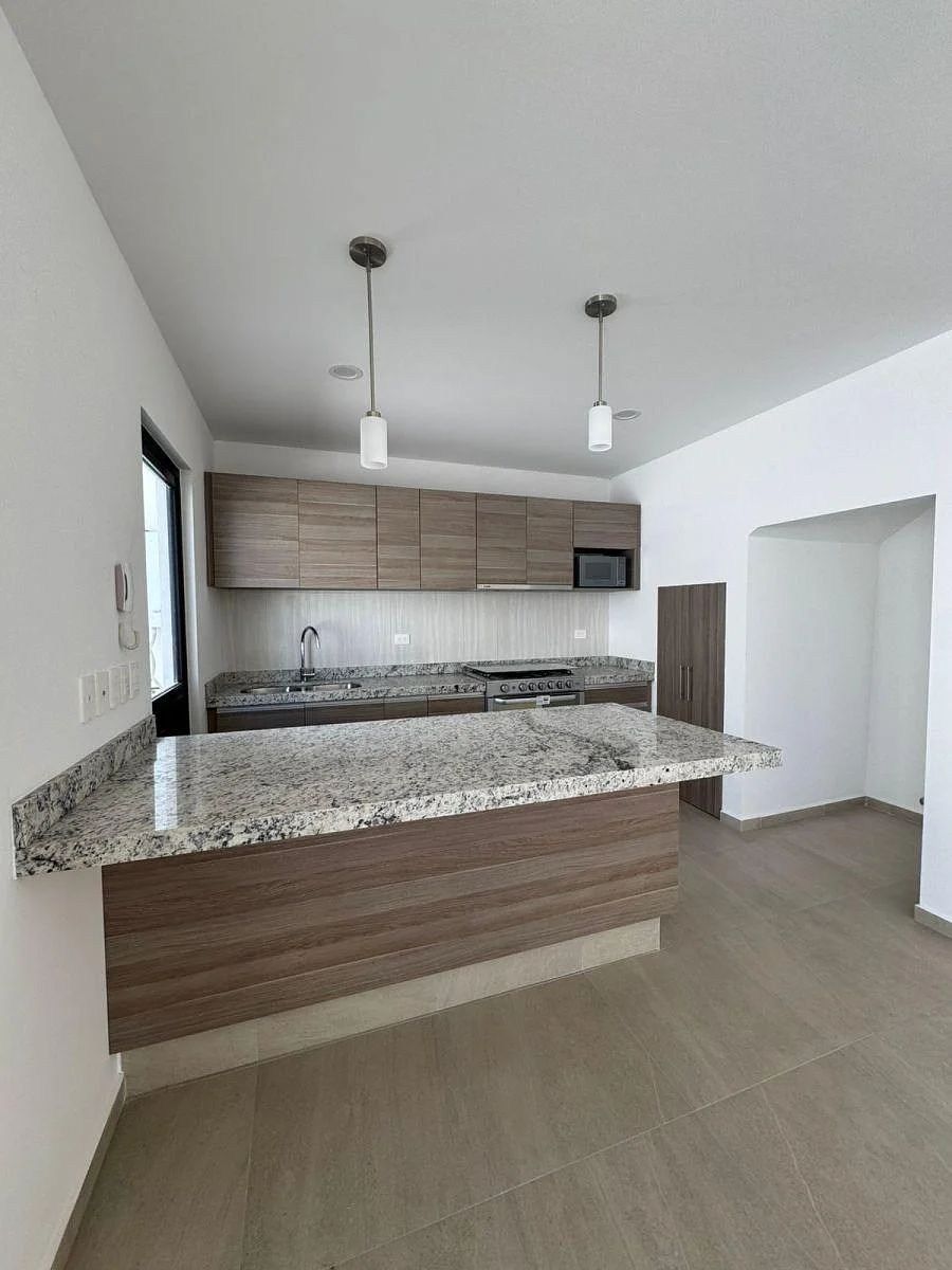 CASA EN RENTA EN ACACIA, ZIBATÁ, EL MARQUES, foto 1 de 8