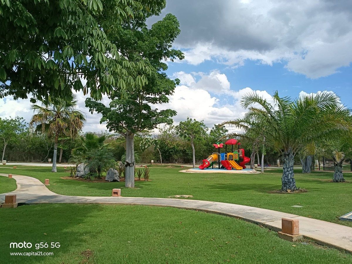 Lot in Yucatán Country Club, Mérida, photo 10 of 14