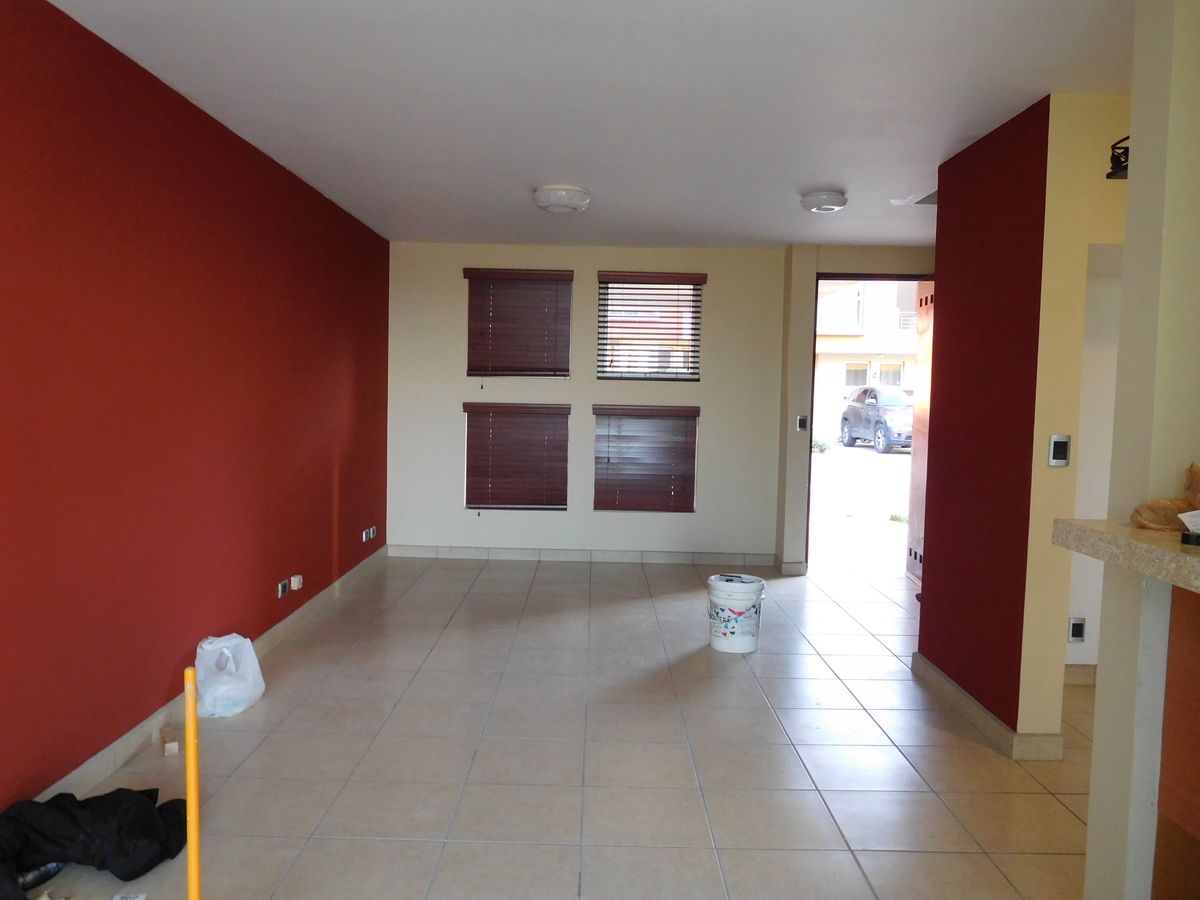 8 de 19: Sala comedor amplia 