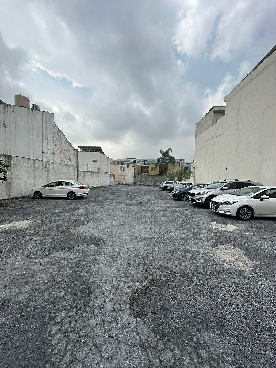 Lote em Villas de Santa Engracia, San Pedro Garza García, foto 3 de 5