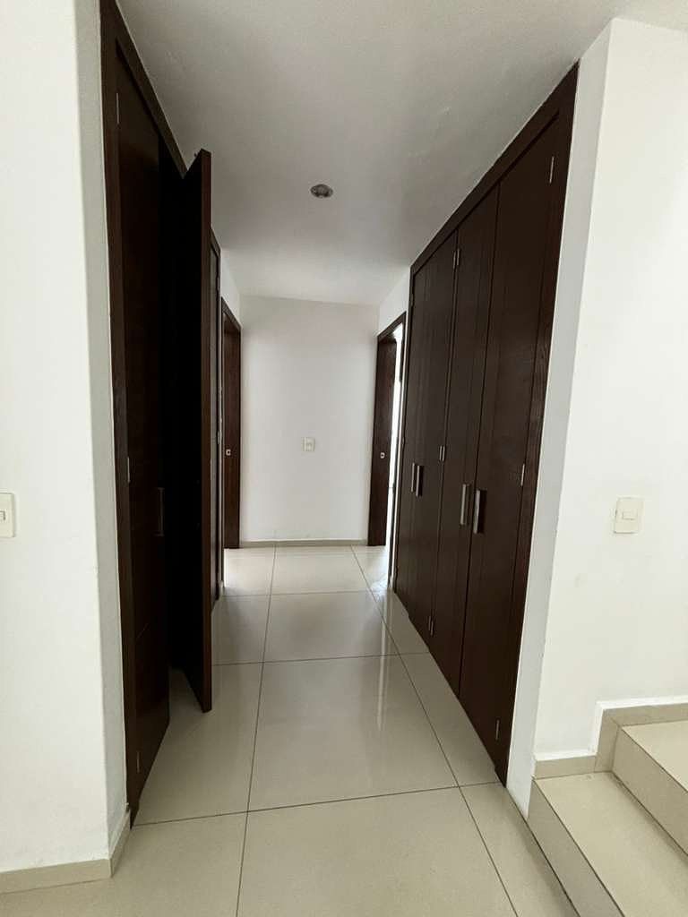 CLOSET DE BLANCOS, foto 38 de 45