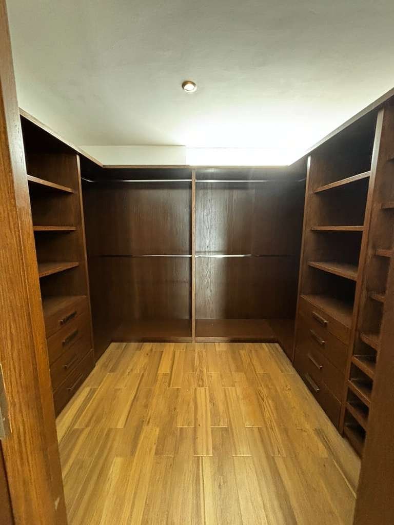 WALK IN CLOSET, foto 34 de 45