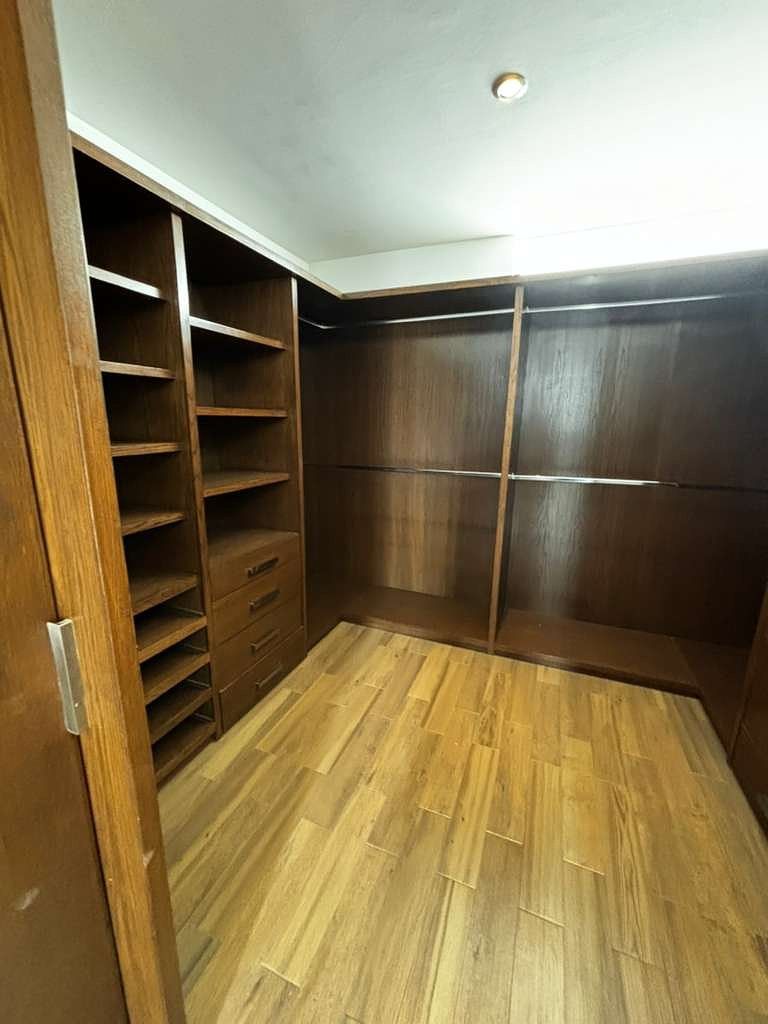 WALK IN CLOSET, foto 35 de 45