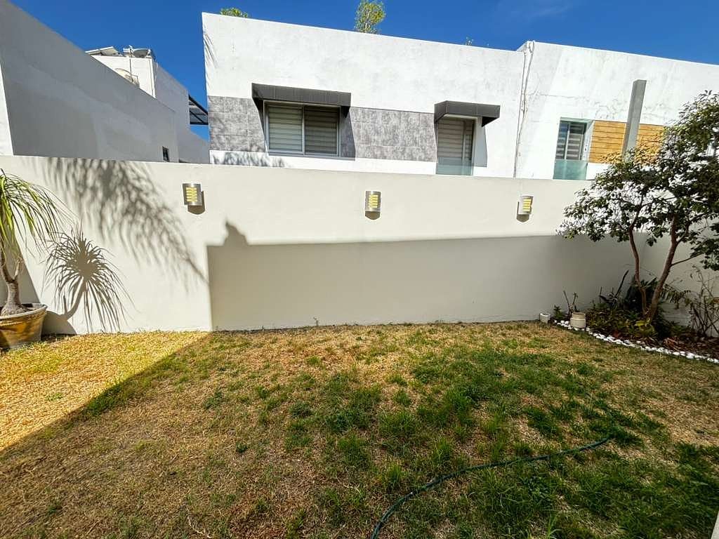 JARDIN, foto 26 de 45