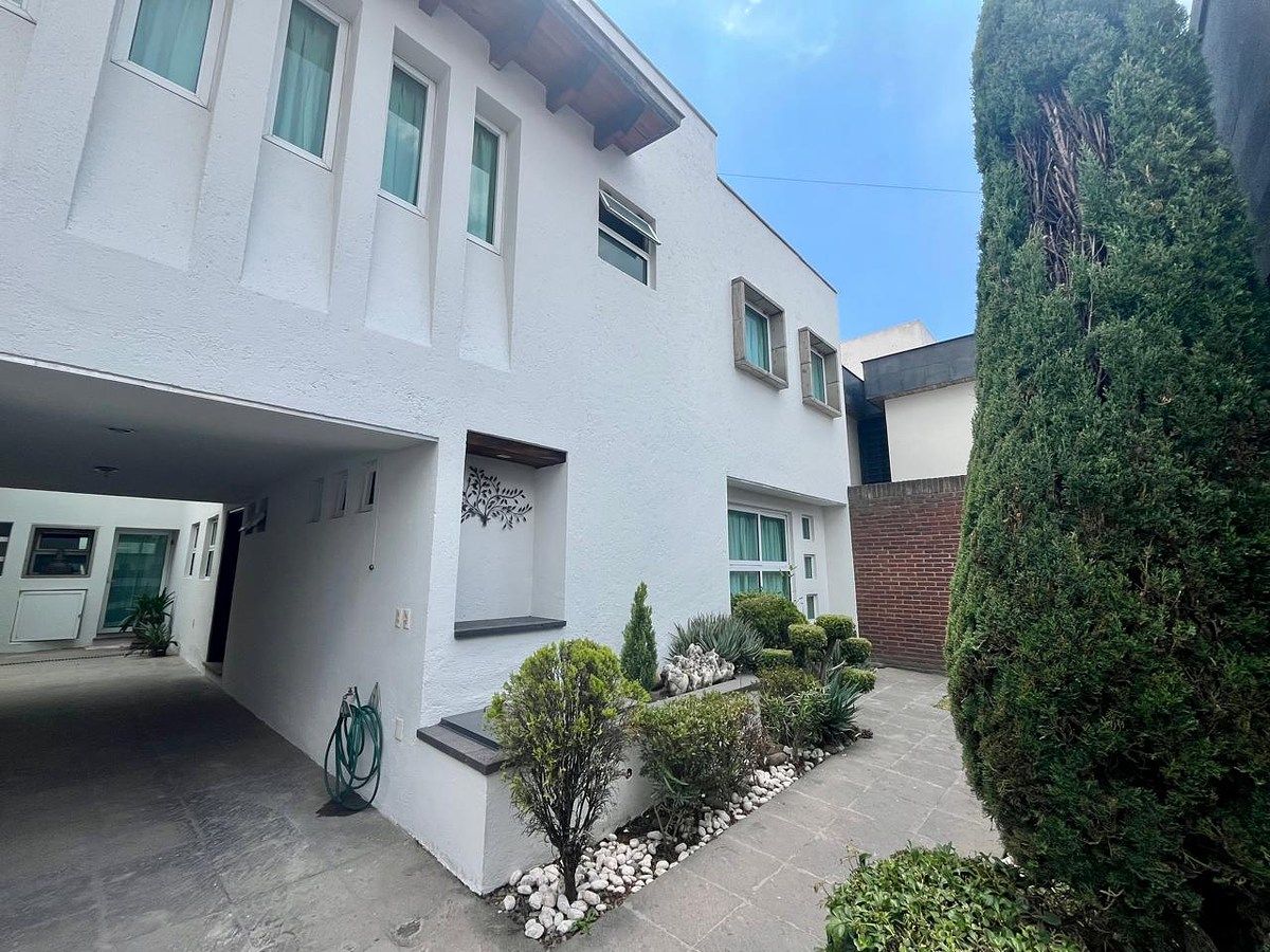 House in Las Haciendas, Metepec, photo 2 of 24