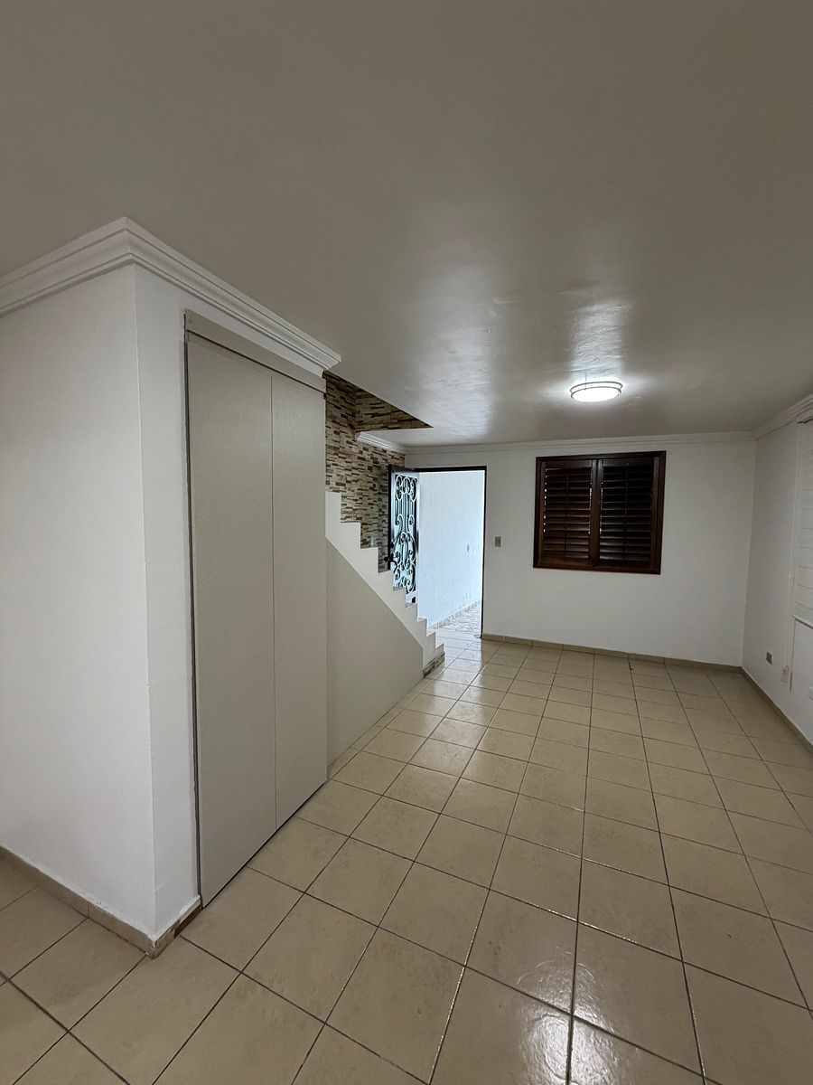 Casa em Balcones de Anáhuac II, General Escobedo, foto 4 de 18
