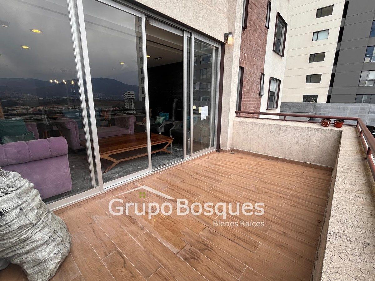 Apartment in Jesús del Monte, Huixquilucan, photo 2 of 35