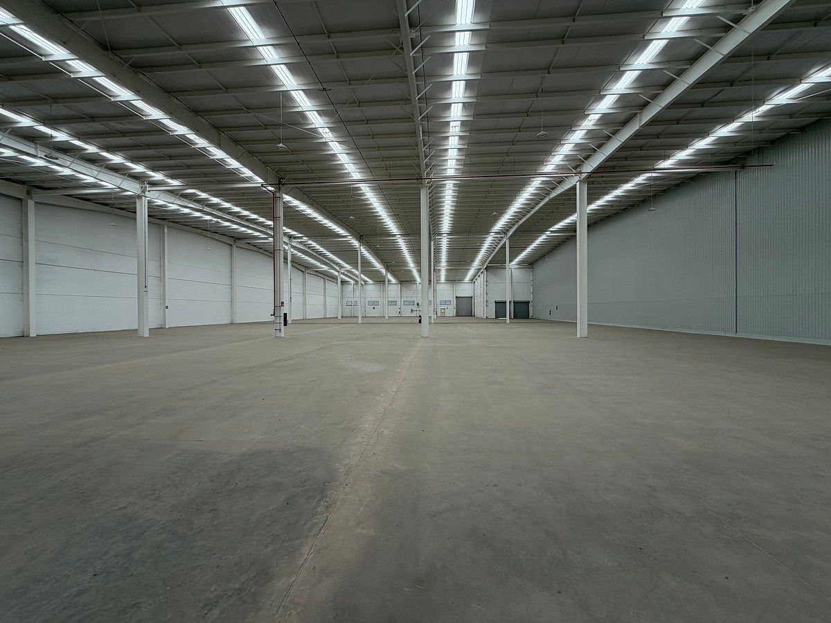 Nave industrial en Arroyo Hondo, León, foto 3 de 11