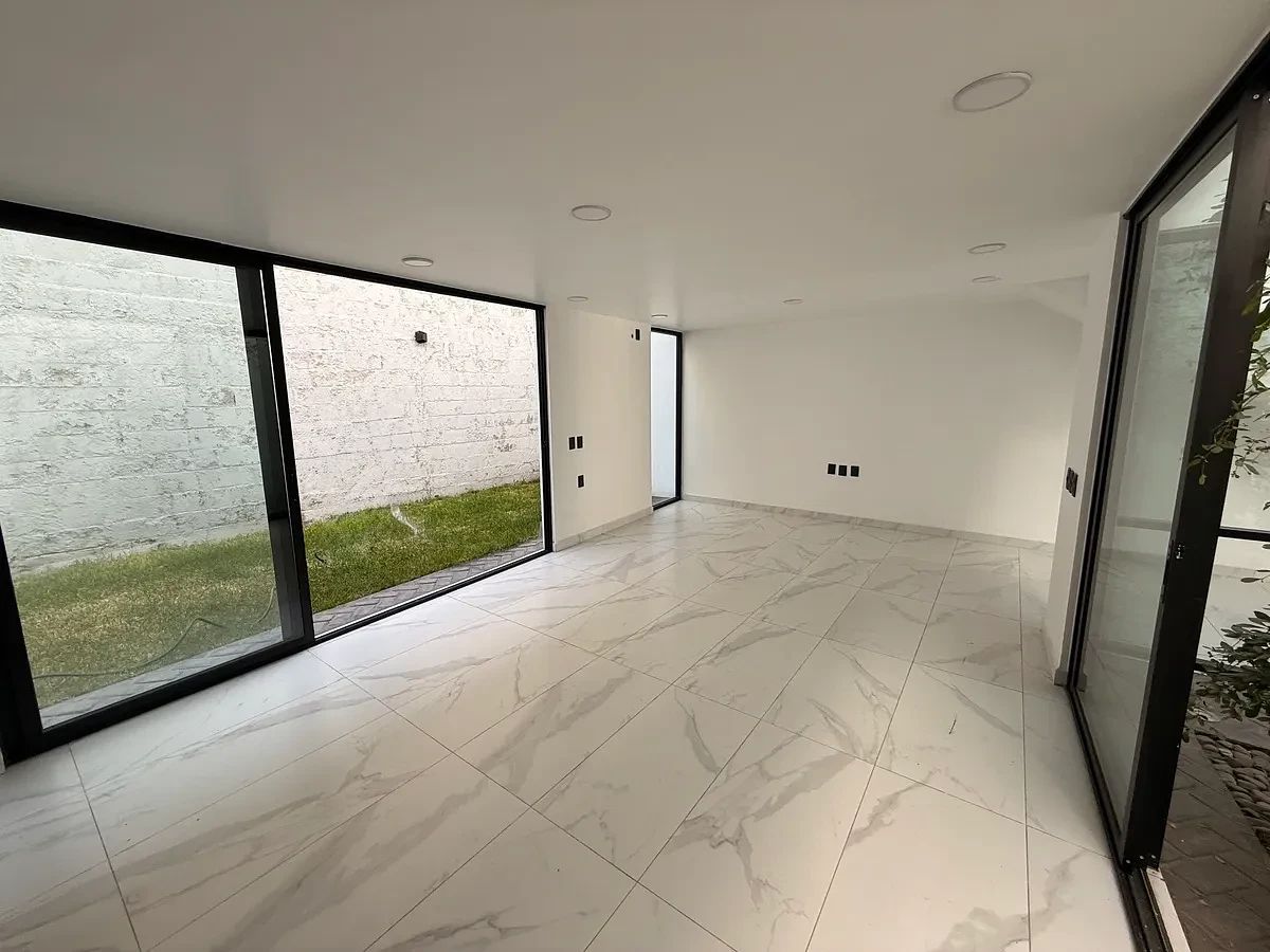 Casa em Capital Norte, Zapopan, foto 2 de 24