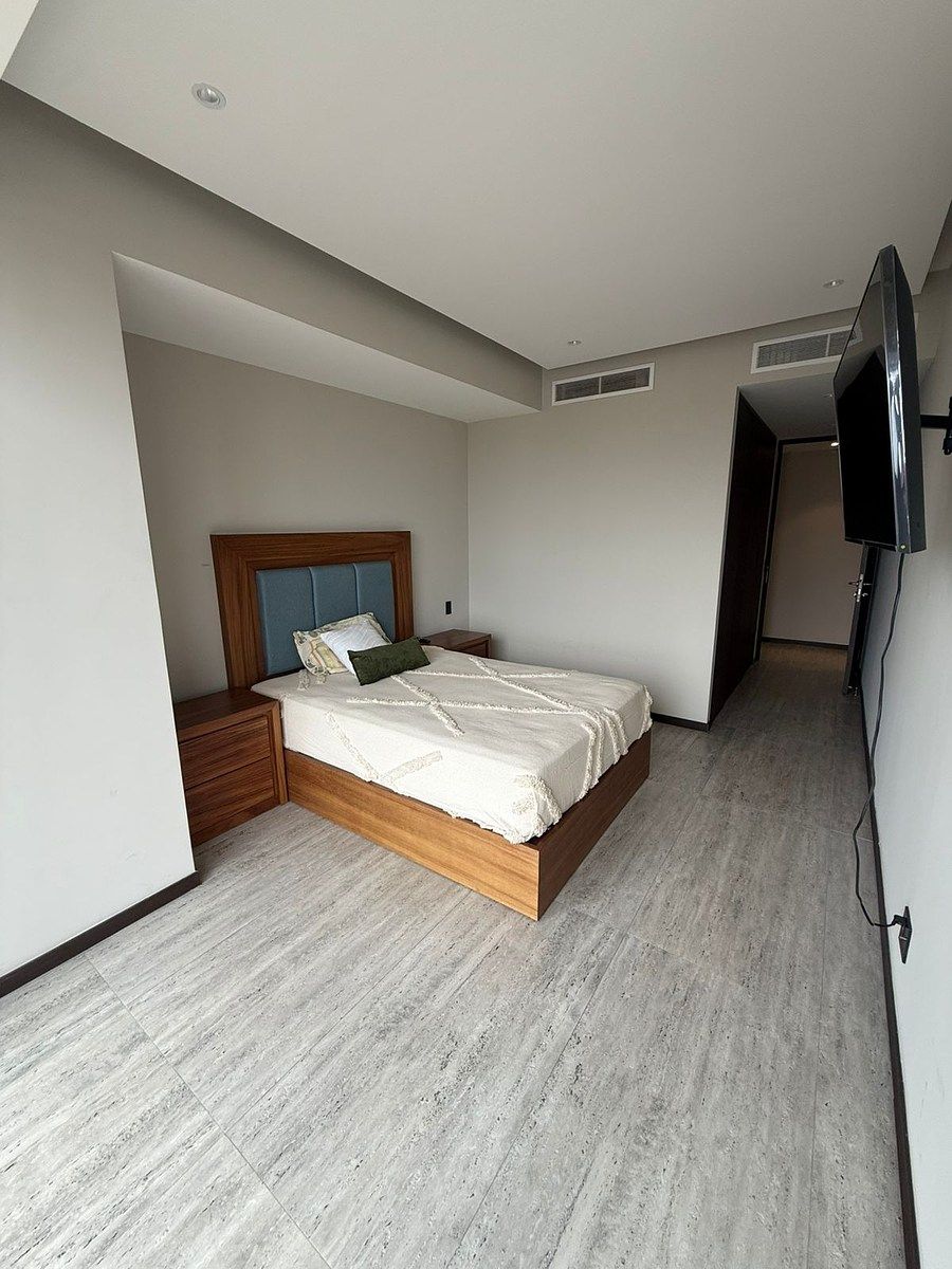Apartment in Ladrón de Guevara, Guadalajara, photo 7 of 17